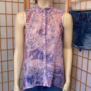 3/$20 H&M Sleeveless Buttondown with Collar
